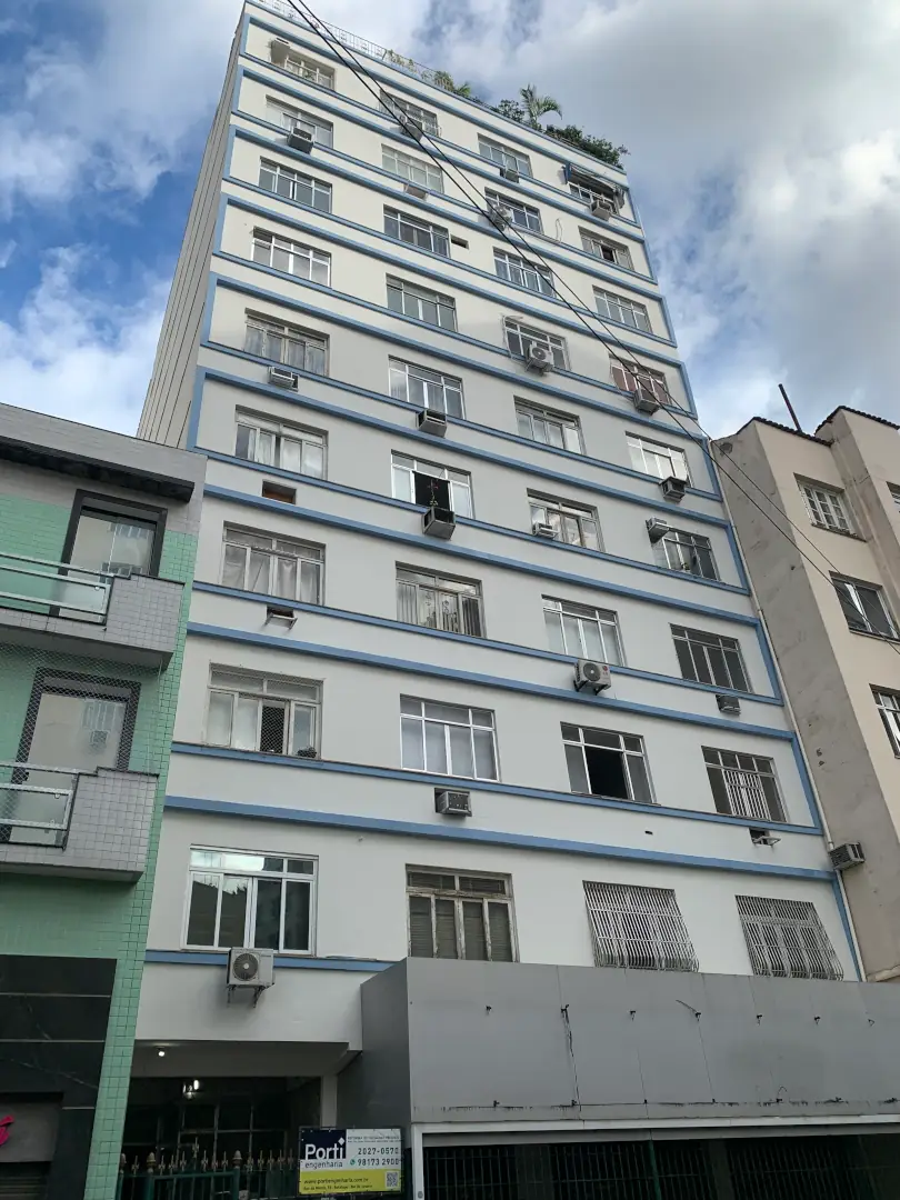 Edifício Serro Azul